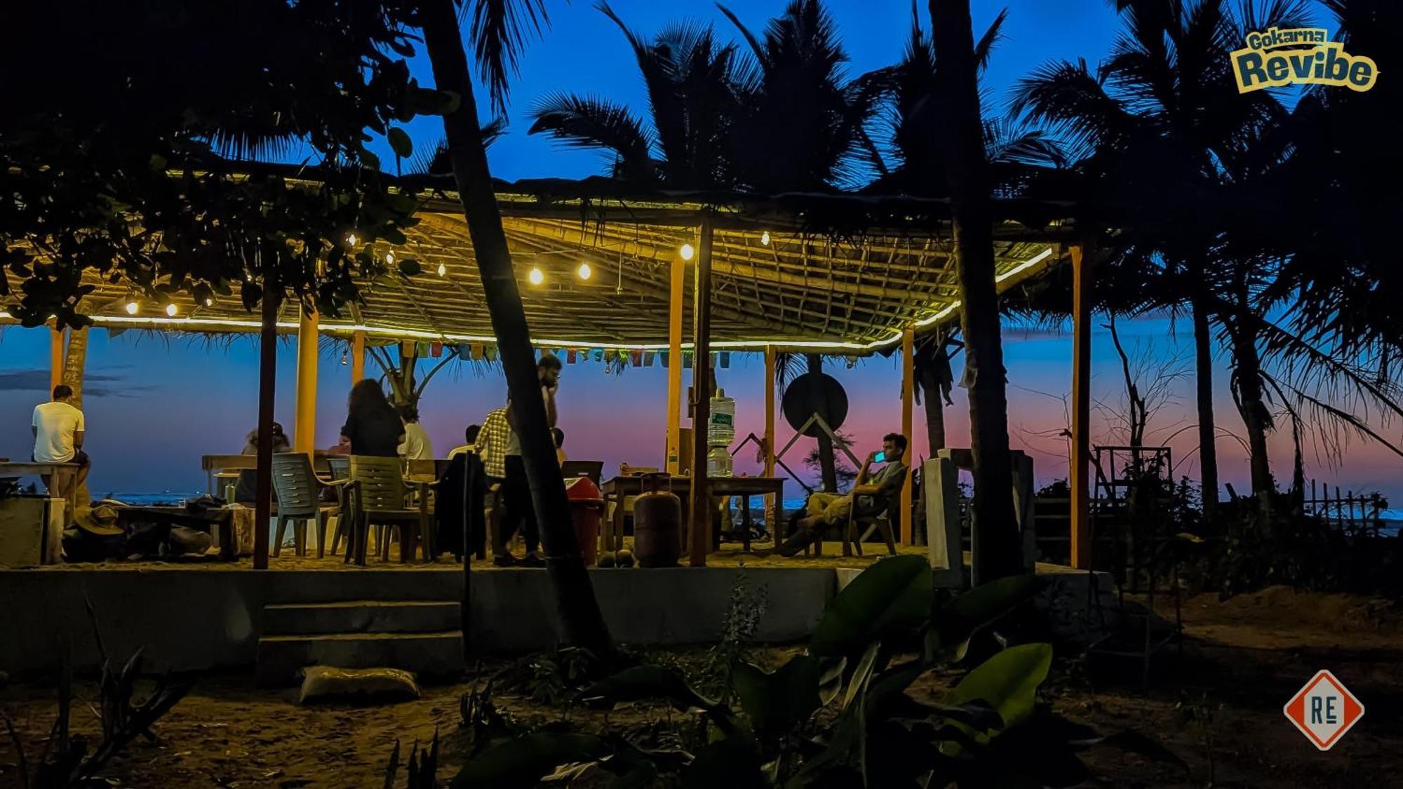 Revibe Beach Hostel Gokarna Гокарна Экстерьер фото